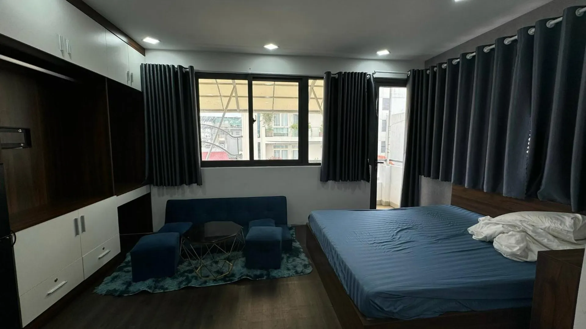 Aparthotel Dlux Hat Giang Ho Chi Minh City